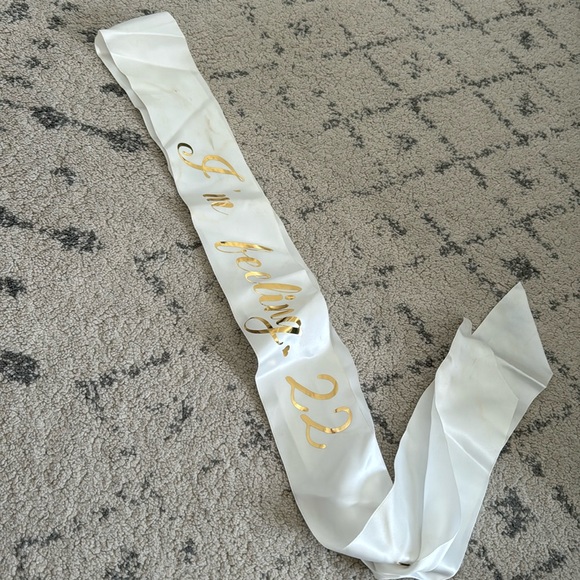 I’m feeling 22 satin birthday sash - Picture 1 of 2
